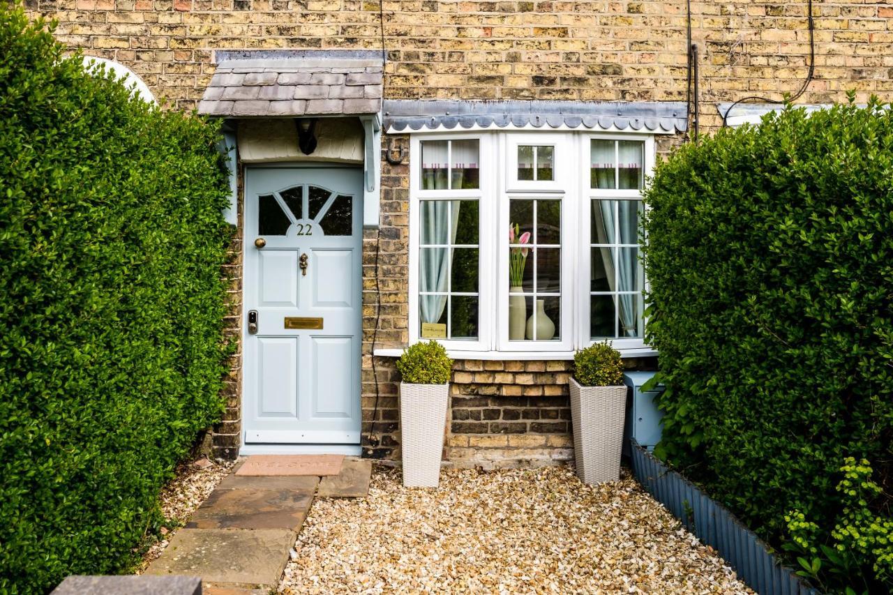 Laurel Cottage Burton  Exterior photo